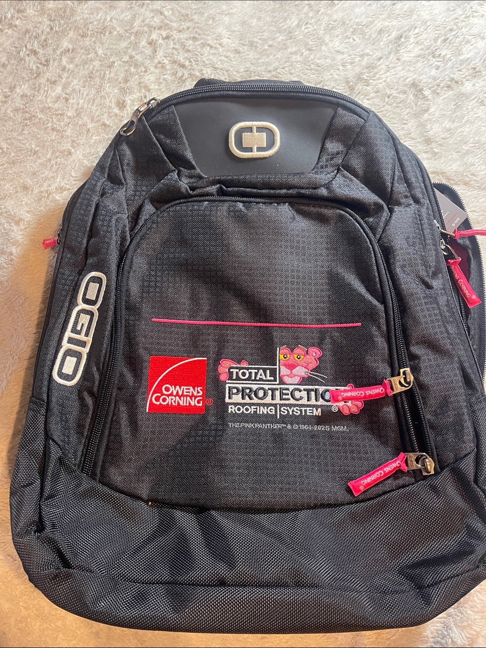 OGIO Black large Backpack with Pink panther and Owens Corning Logo NEW - Picture 2 of 6